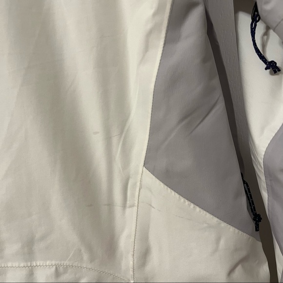 The North Face Summit Series Ski Jacket - White - Size S - Picture 14 of 16